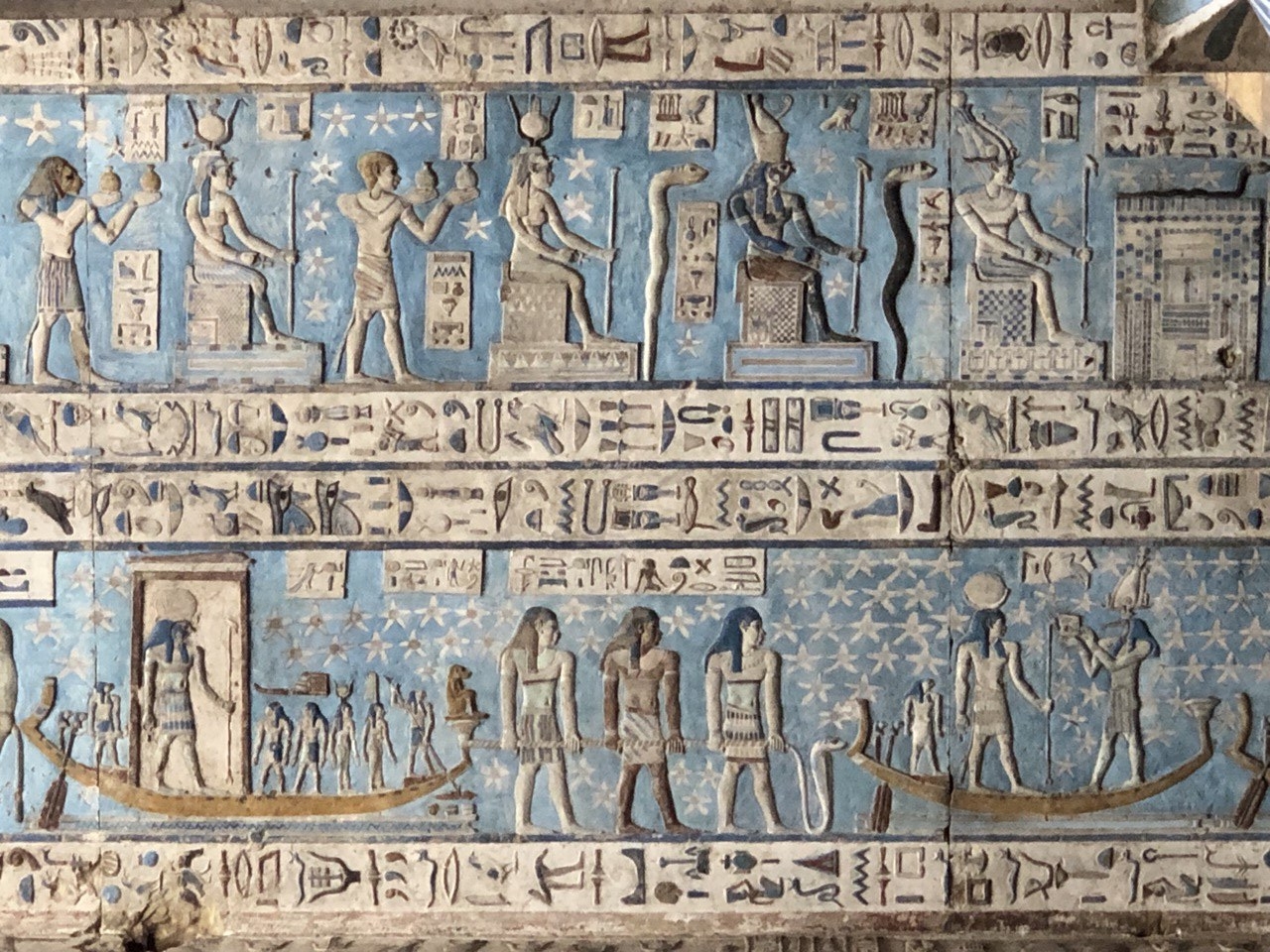 Geroglifici su un soffitto del tempio di Abydos, Egitto